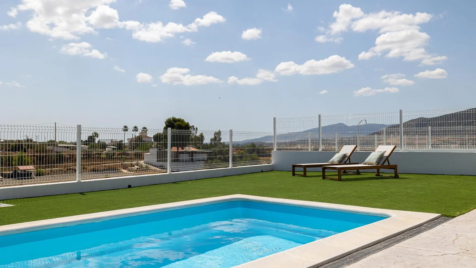 Atalaya House Private Pool Blue By Aora Stay Cártama 0*,  Spagna